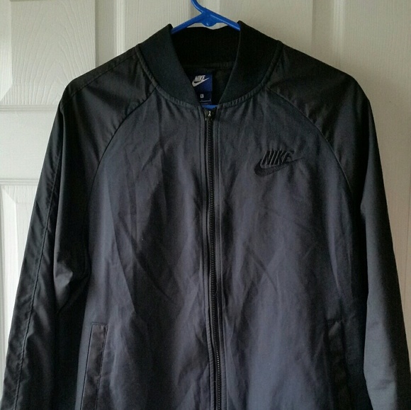 nike woven bomber jacket